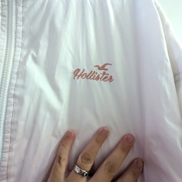Hollister Windbreaker - Picture 3 of 7